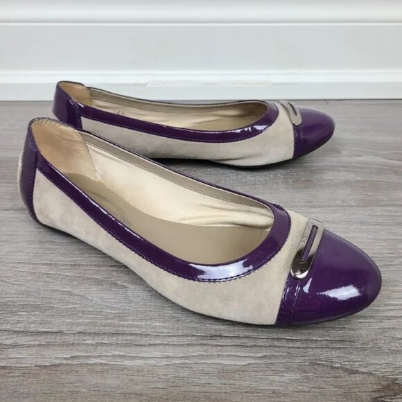TODS Cream Suede & Purple Patent Leather Embellished Cap Toe Ballet Flats Sz 5.5 - Picture 2 of 15